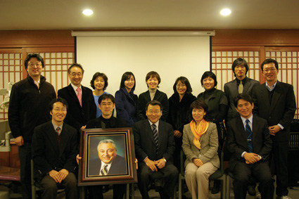 2008.02 RWKSO. Dr.Roth 추모 및 증례발표.jpg